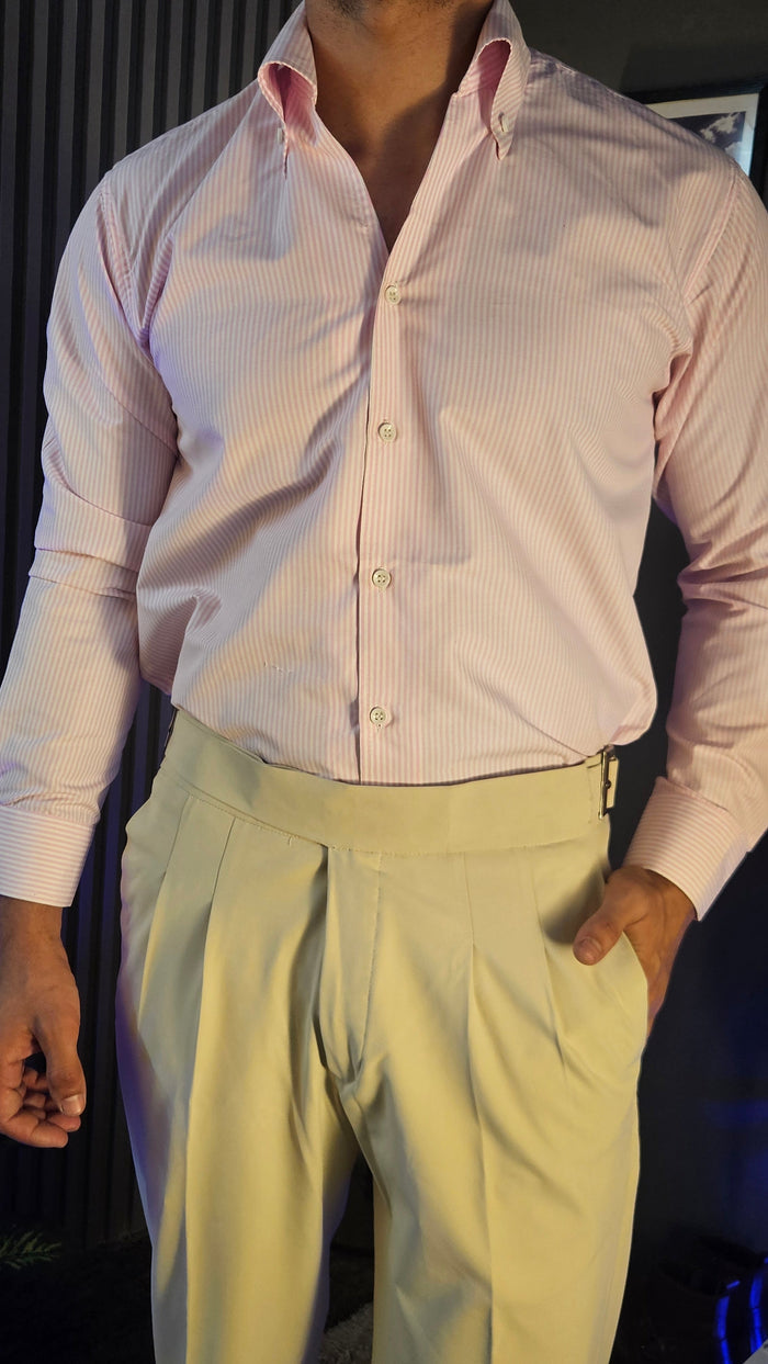 Beige Classic Buckle Gurkha Pant × Crepe Stripe One Piece Collar Shirt