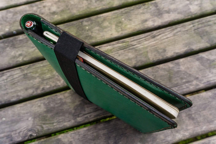 iPad Air/Pro & Extra Large Moleskine Cover - Green