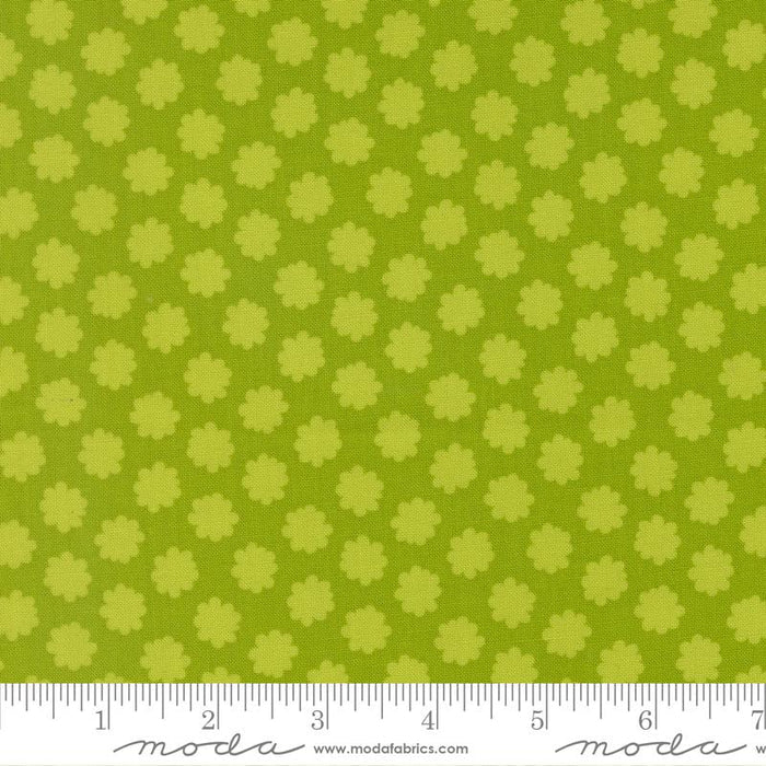 Lime- Scenery Puffball- Fat Quarter