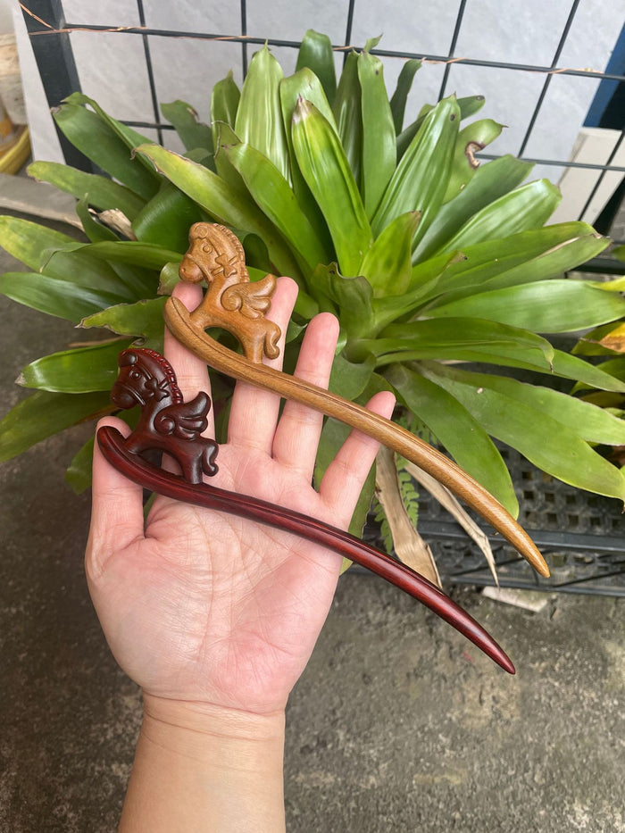 PF148 - Small Horse Wooden Hair Sticks - Wholesale