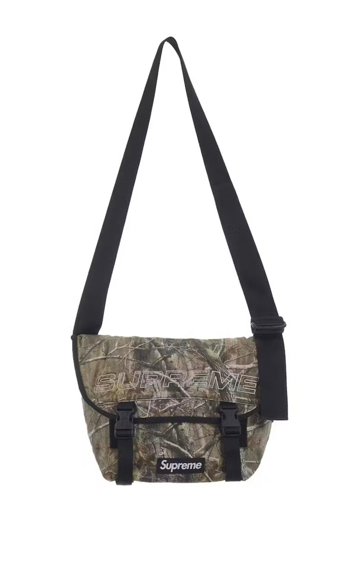 SUPREME REALTREECAMO MESSENGER BAG (PRE-OWNED)