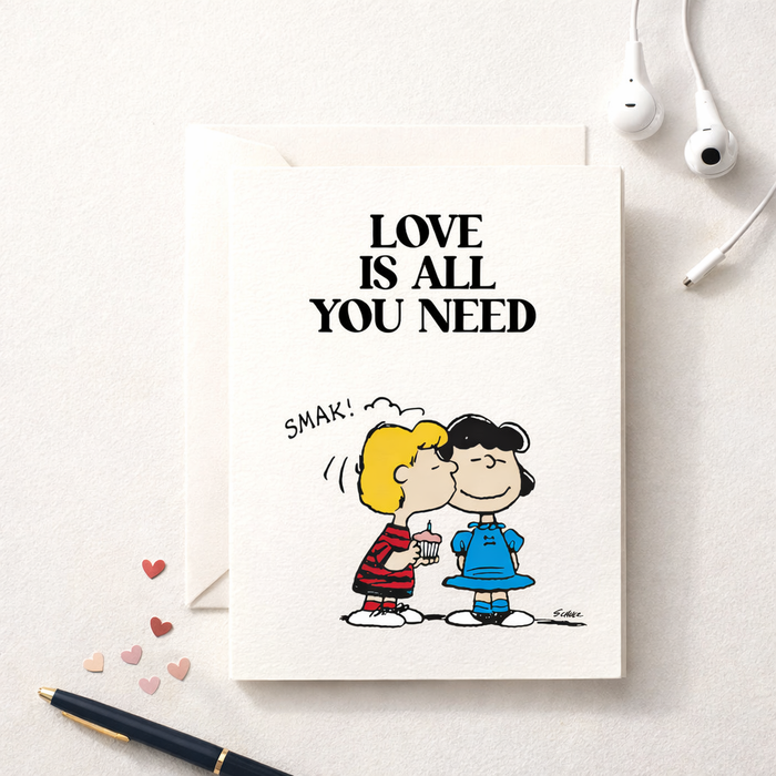 Titlee - Snoopy "Love is All You Need" Card