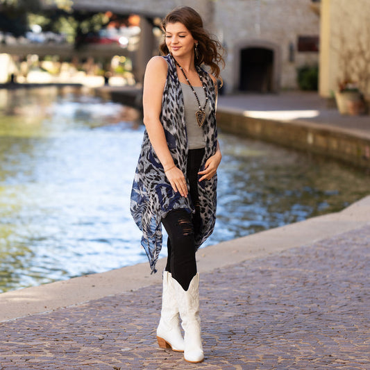 6305 - Leopard And Heart Printed Vest With Tassels