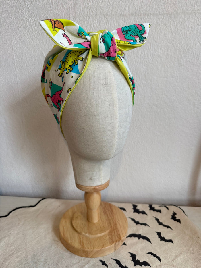 Dinosaur 90s headscarf