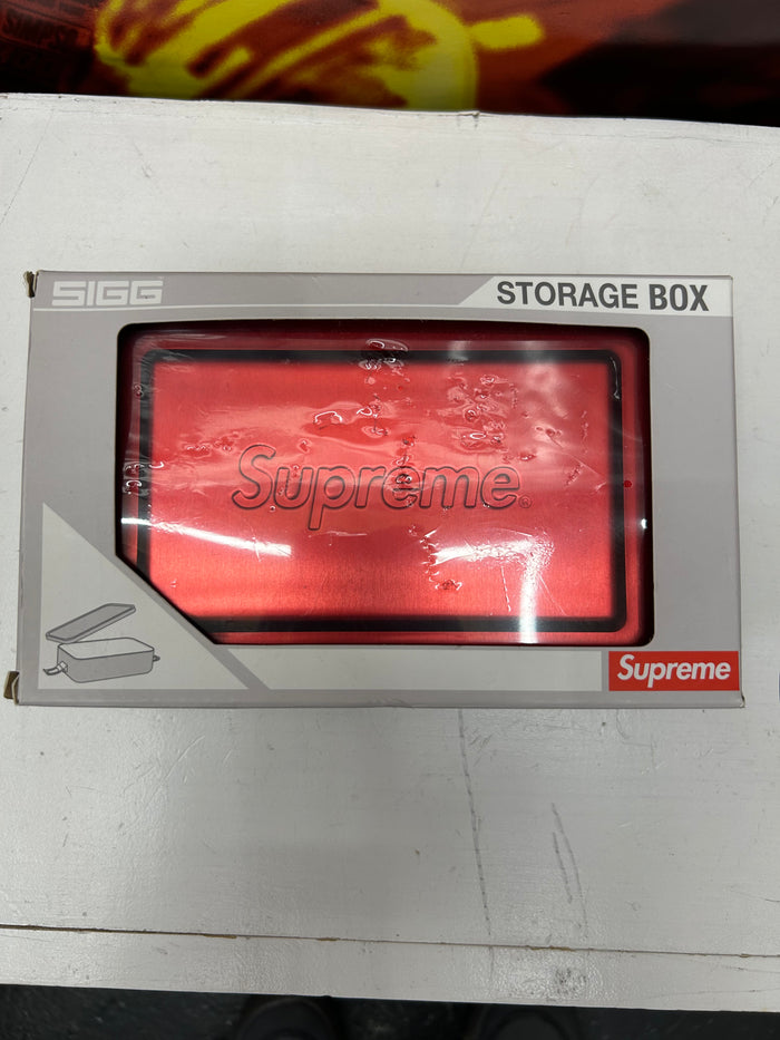SUPREME SIGG METAL STORAGE BOG (BRAND NEW)