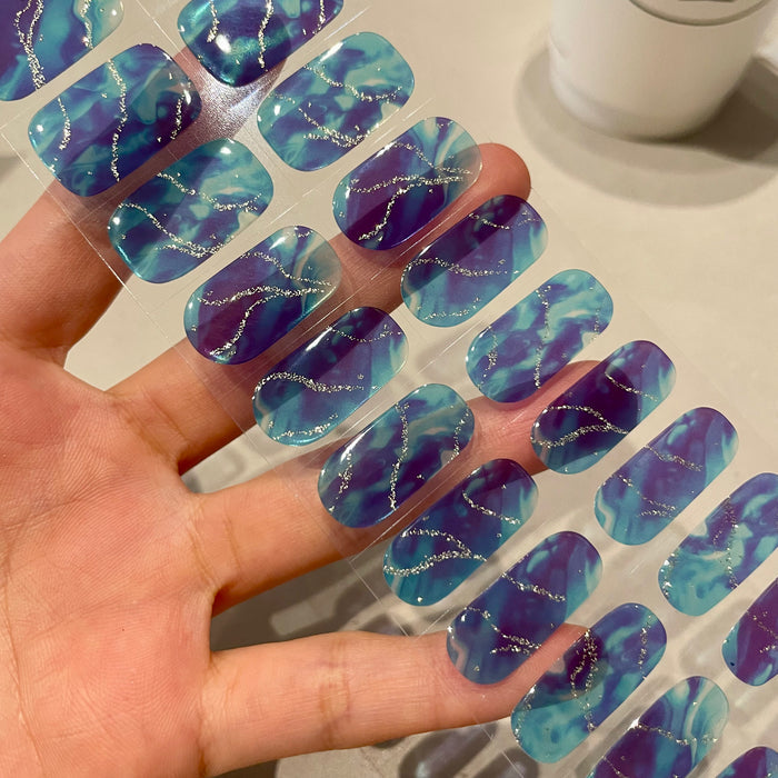 UV-free gel nail River & Navy