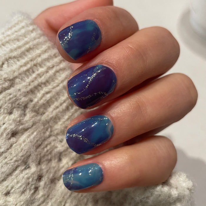 UV-free gel nail River & Navy