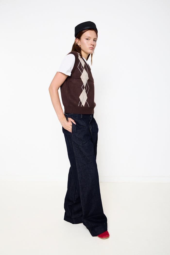 Argyle V-neck knitted vest wholesale