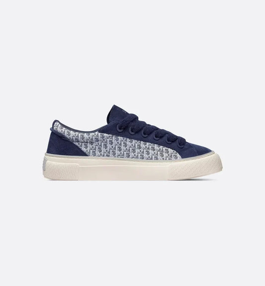 "B33" Spin Sneaker