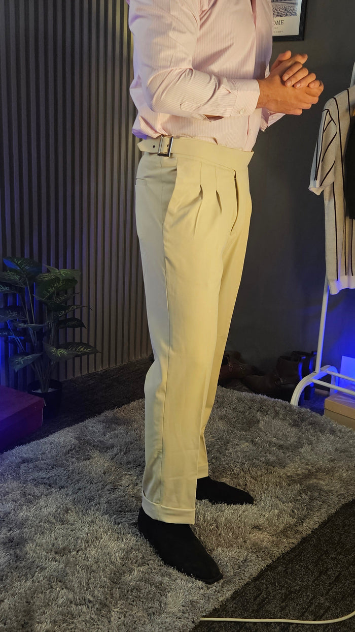 Beige Classic Buckle Gurkha Pant × Crepe Stripe One Piece Collar Shirt