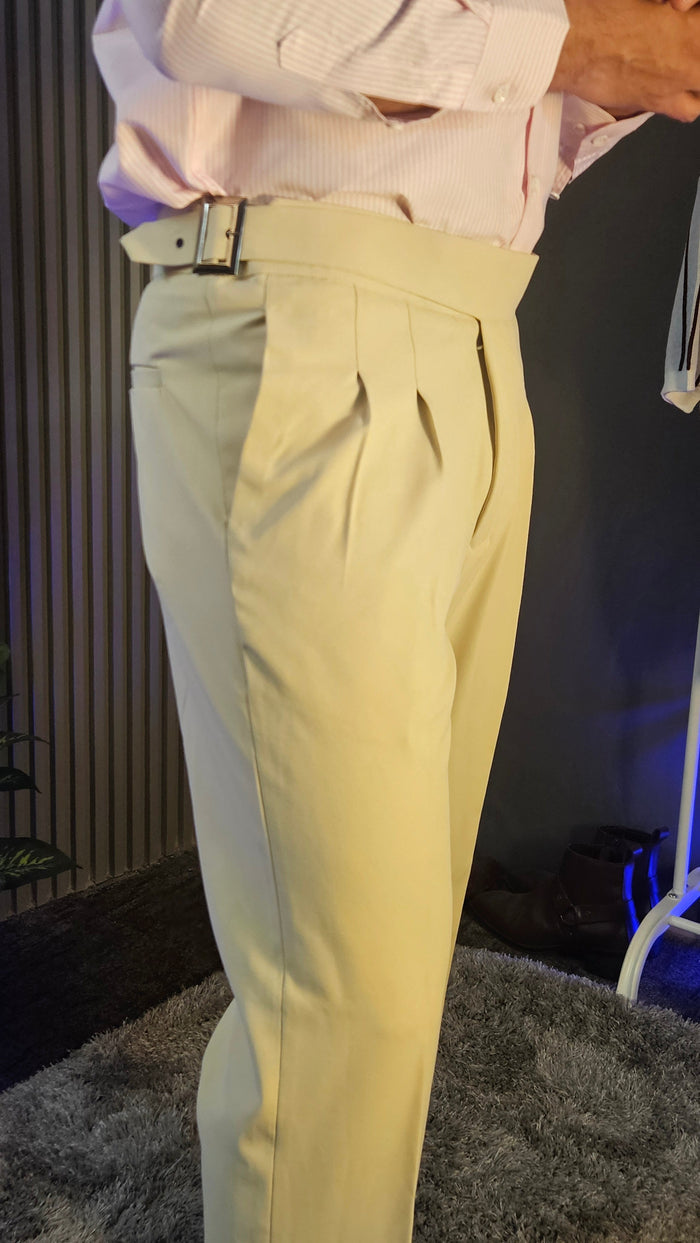 Beige Classic Buckle Gurkha Pant × Crepe Stripe One Piece Collar Shirt