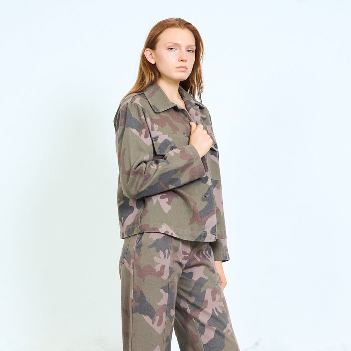 Camouflage utility jacket with flap pockets wholesale