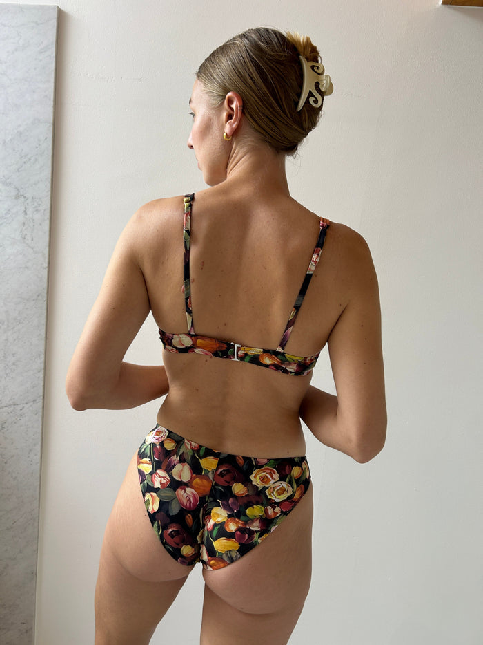 Carmen Floral Bikini Top FRUITY BOOTY
