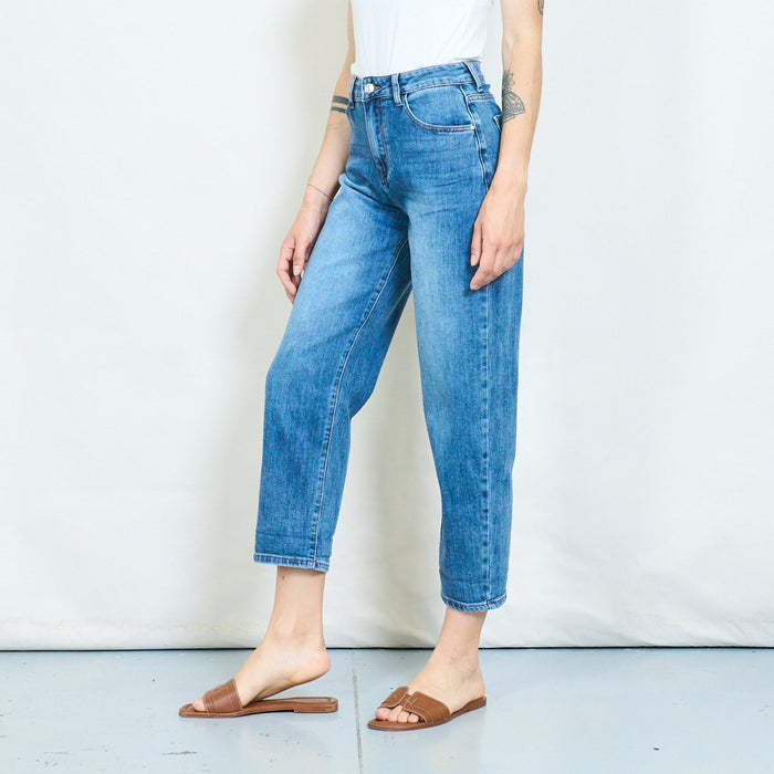 Contemporary tapered denim jeans wholesale