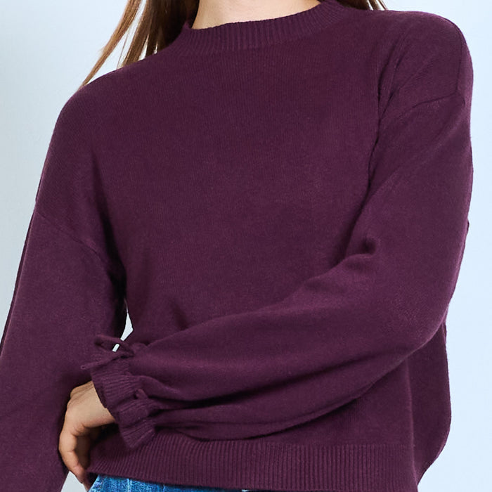 Cropped knit sweater with tie cuffs wholesale