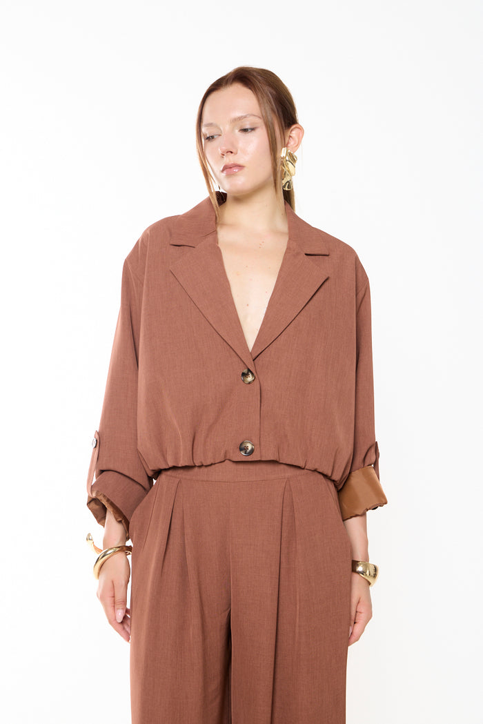 Cropped tailored blazer with adjustable ruched sleeves wholesale