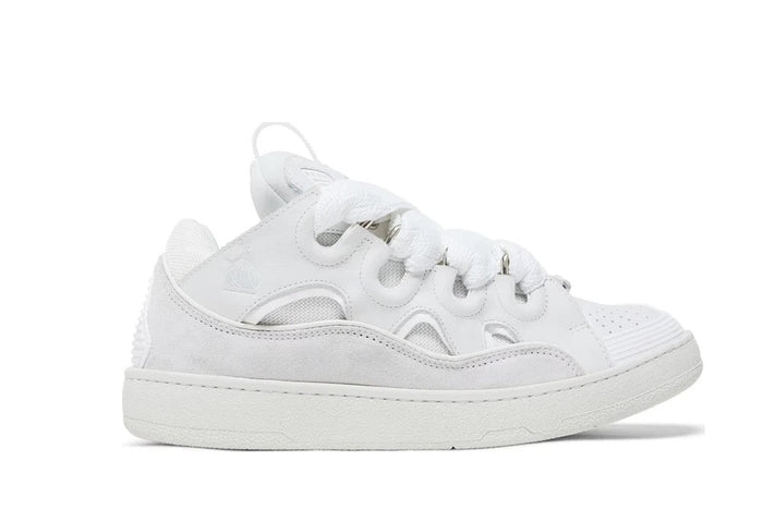"Curb-Sneaker"