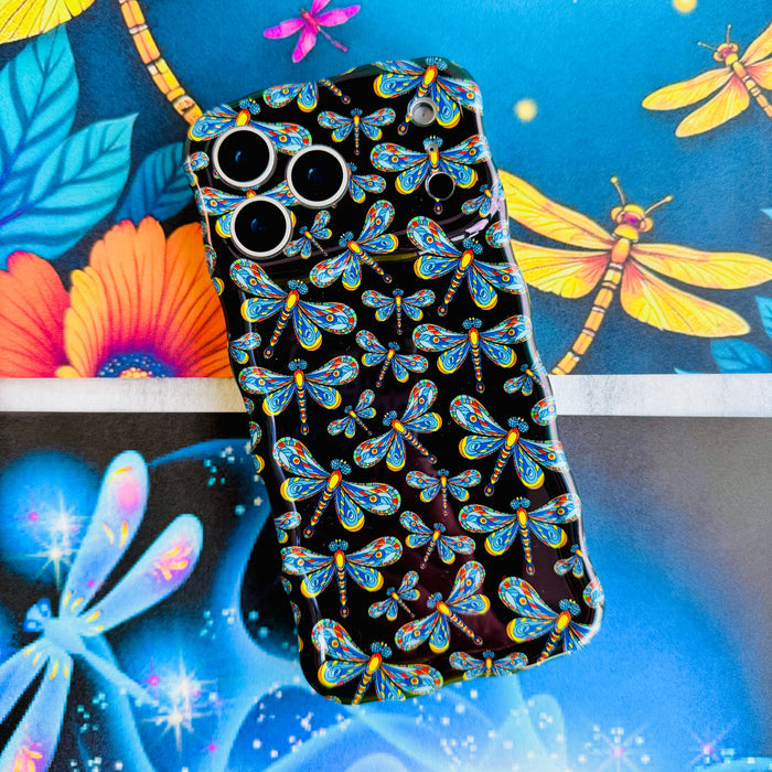 Dragonfly Dreams Wavy Luxe MagSafe Case for iPhone â Capture the magic of the night with the Dragonfly Dreams Wavy Luxe MagSafe Case from Fancy Bands.