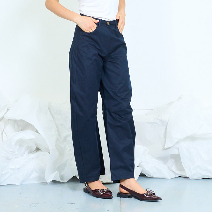 High-waisted straight-leg trousers with side pockets wholesale