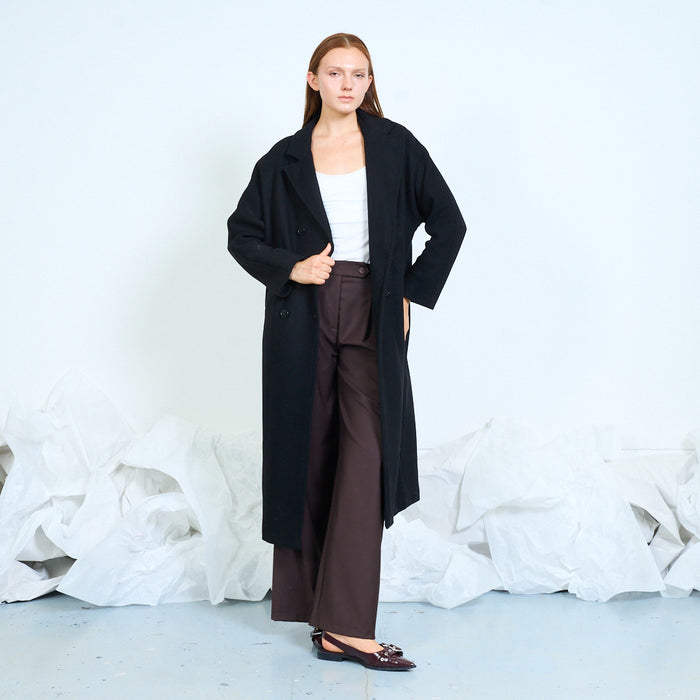 Long double-breasted coat with notched lapels wholesale