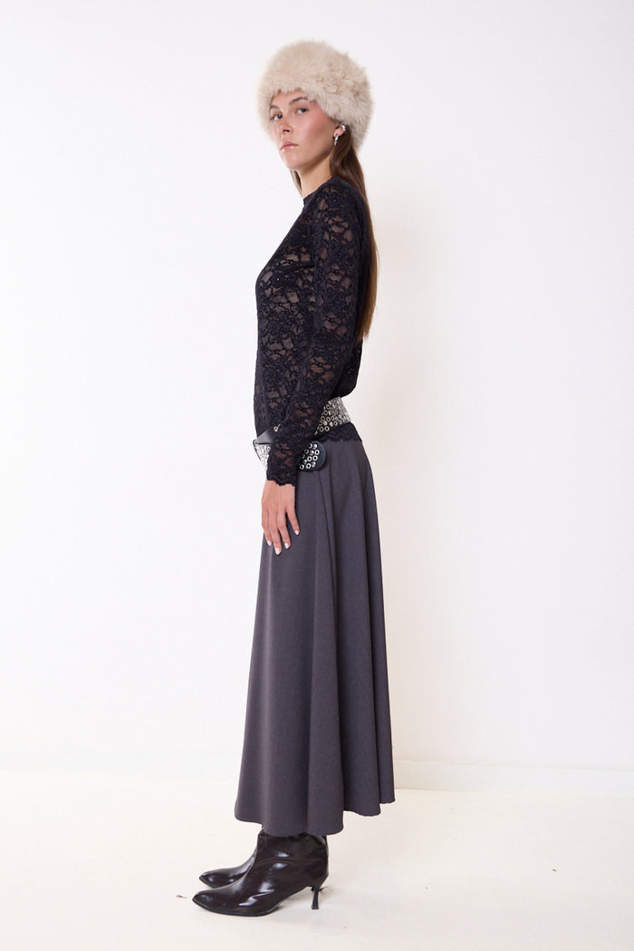 Long flowing skirt with curved waistband and scalloped hem wholesale