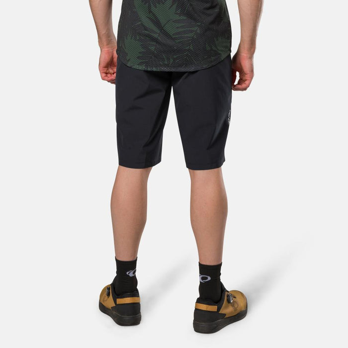 color:BLACK||view:SKU Image On Body||gender:Men||seo:SUMMIT SHELL SHORT