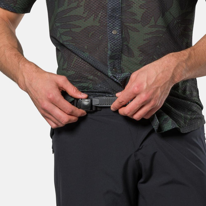 color:BLACK||view:SKU Image Detail||gender:Men||seo:SUMMIT SHELL SHORT