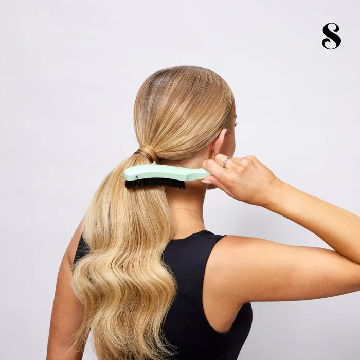 Online Exclusive  -  Personalised Mane Master™ + Cracker Box