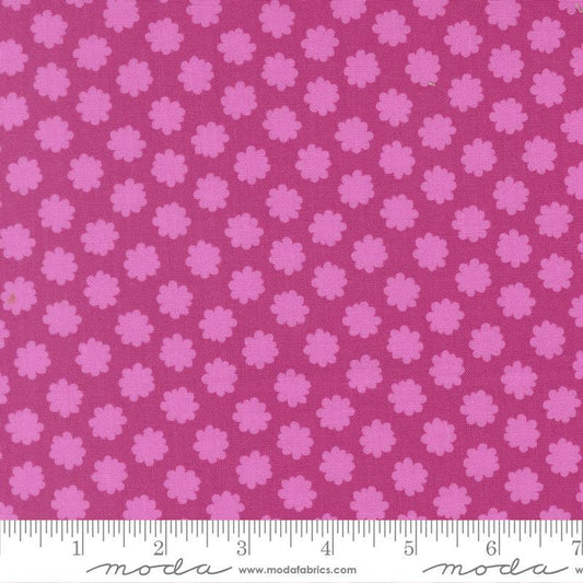 Passion Fruit- Scenery Puffball- Fat Quarter