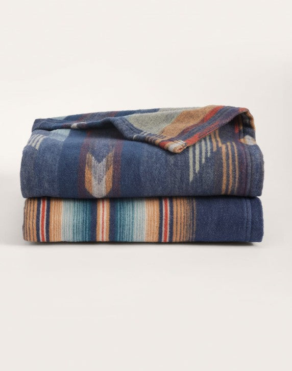 Pendleton© Wyeth Falls Organic Cotton Throw Gift Pack
