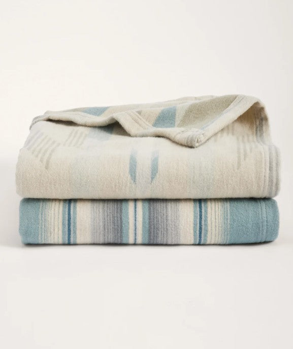 Pendleton© Wyeth Falls Organic Cotton Throw Gift Pack