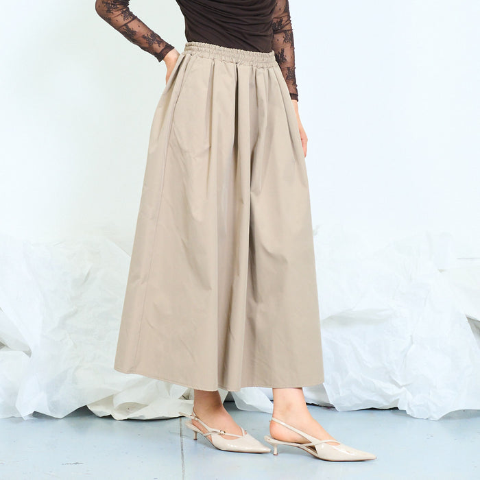 Pleated maxi skirt with elasticated waistband wholesale