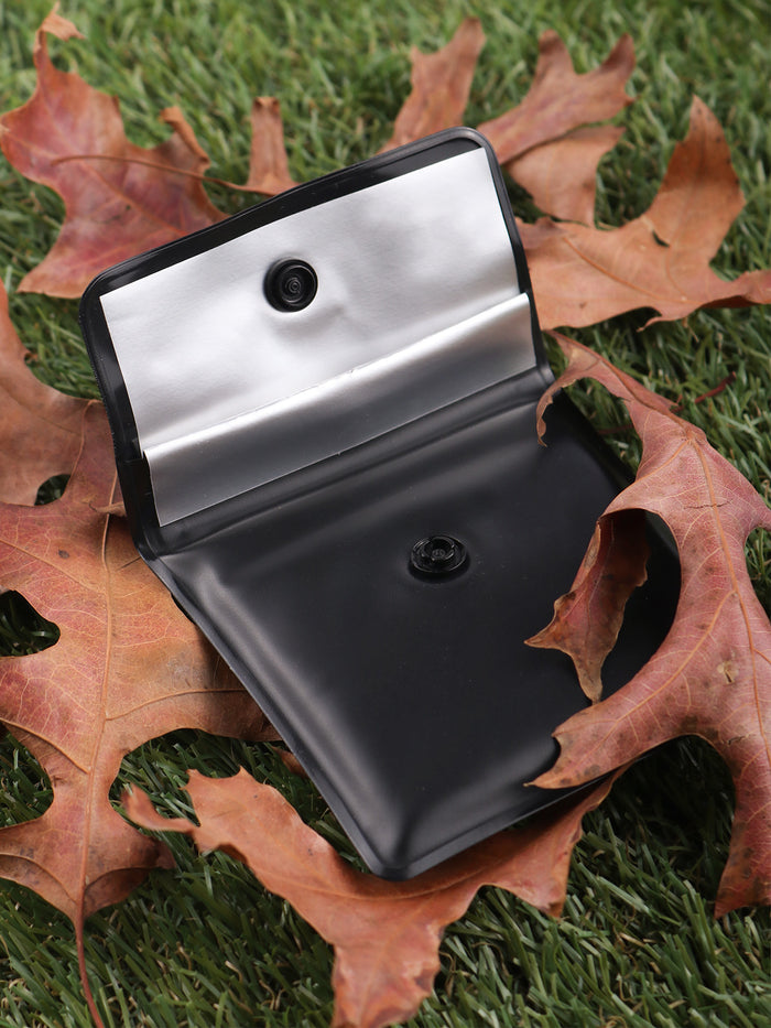 Pocket Ashtray | Black-Image 1