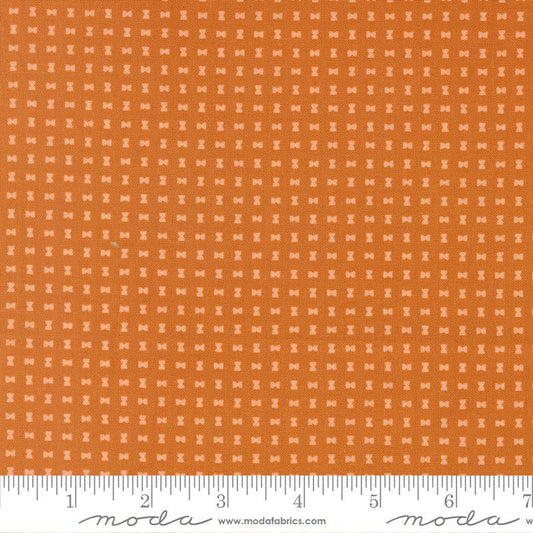 Pumpkin- Scenery Spools- Fat Quarter