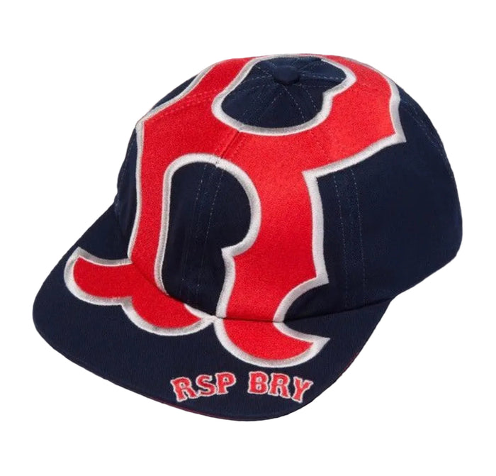RASPBERRY HILLS GV GALLERY BERRY SOX HAT (BRAND NEW)