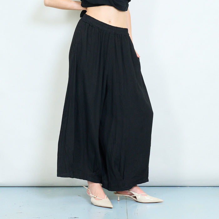 Relaxed wide leg flowy trousers wholesale