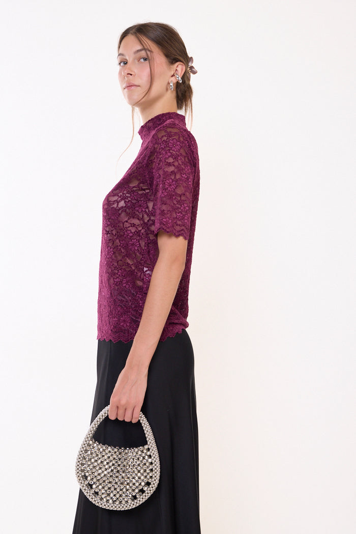 Short-sleeve lace top with scalloped edges wholesale