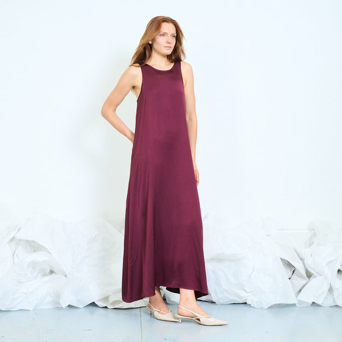 Sleeveless scoop-neck maxi dress with side slit wholesale