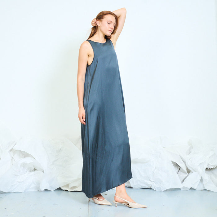 Sleeveless scoop-neck maxi dress with side slit wholesale