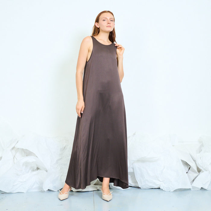 Sleeveless scoop-neck maxi dress with side slit wholesale