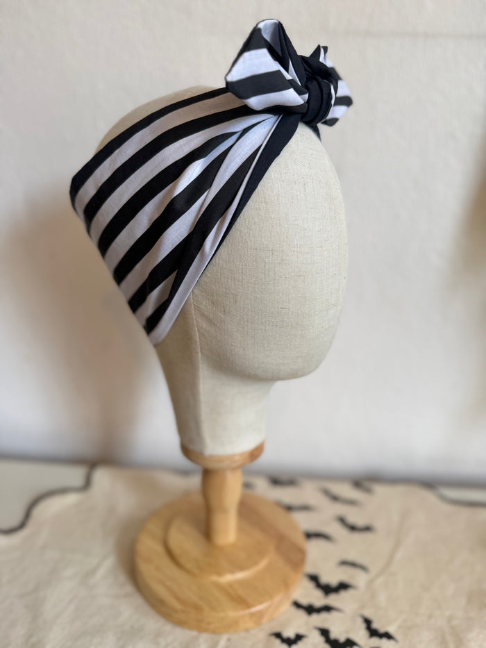 Black & white striped Sleepy Hollow print headscarf bandana