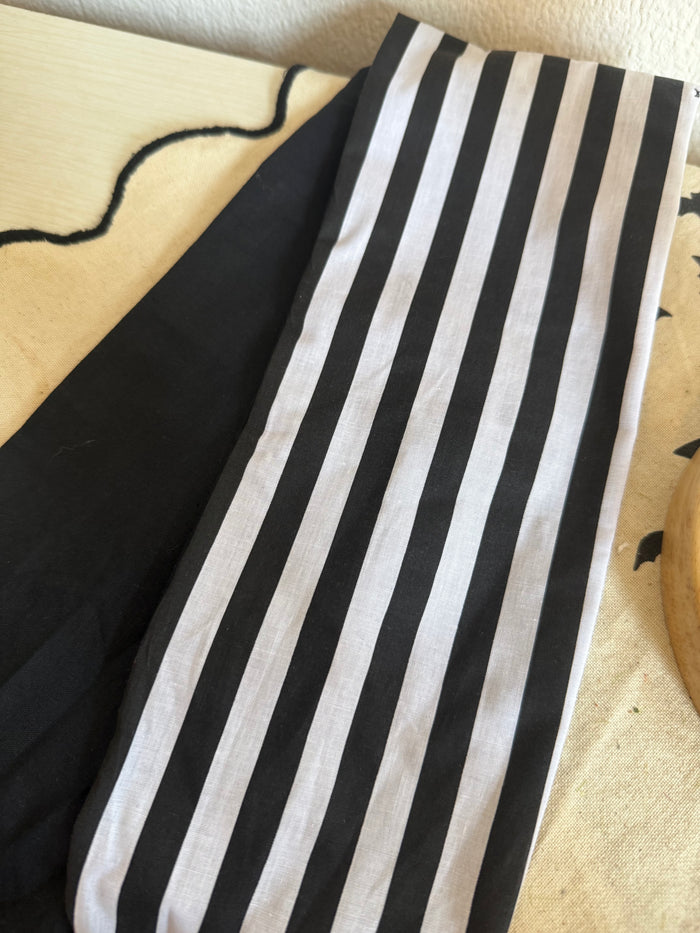Black & white striped Sleepy Hollow print headscarf bandana