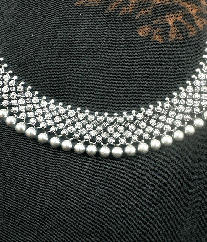 The Silver Antique Necklace