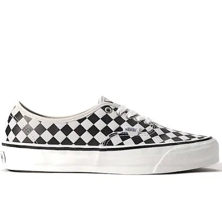 VANS LX AUTHENTIC 44 DIAMOND CHECKERBOARD LEATHER (BRAND NEW)