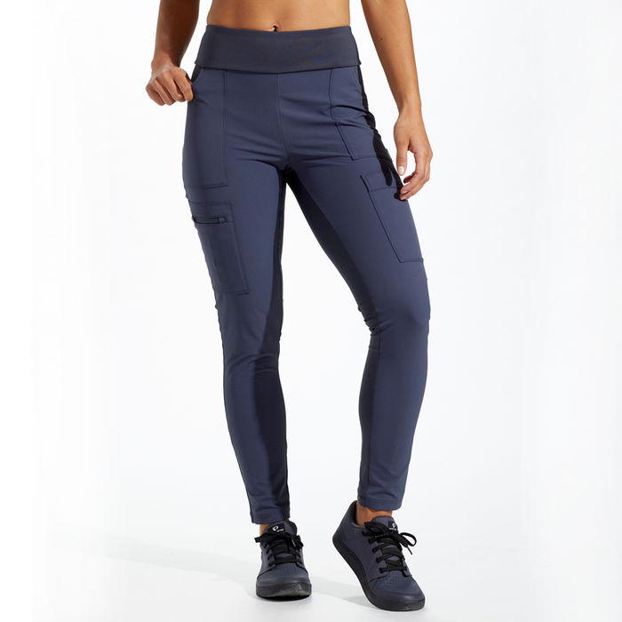 color:DARK INK||view:SKU Image On Body||index:3||gender:Women||seo:Women's Rove Cargo Leggings